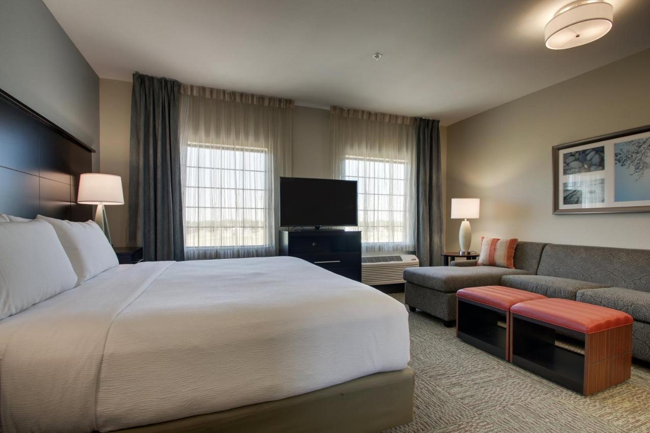 Staybridge Suites Plano - The Colony By Ihg Room photo